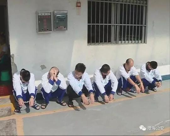 后来由于生意拆伙与林某产生了经济纠纷,林某便委托杨某伟向陈先生