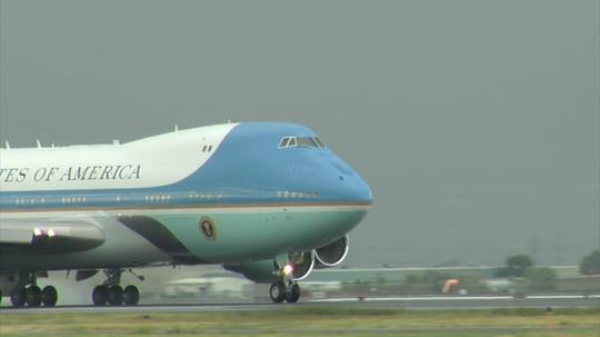 美国总统空军一号_1920x1080_高清视频素材下载(编号