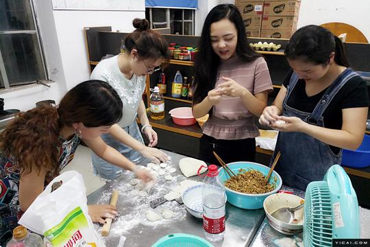 武汉高校现“共享厨房”每人10元即可下厨-趣味图吧-中国经营网_中国经营报