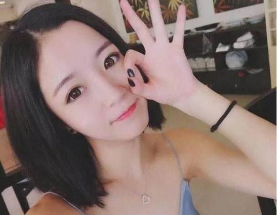 新晋抖音网红一姐莉哥深陷绯闻,直播时索要三万元"好友费"!
