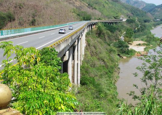 高速公路红河河流路桥桥梁山川建筑摄影建筑园林其他