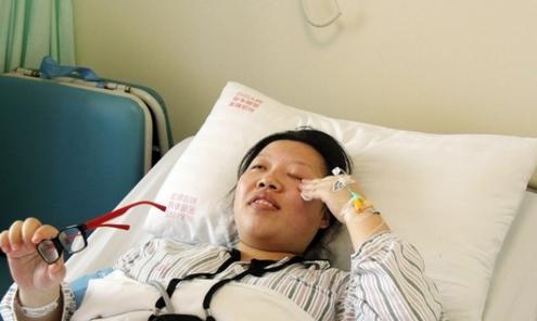 产后手腕疼是怎么办