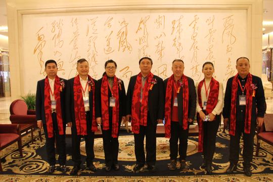 天津龙商(左起第二位荣尧智慧董事长高峰)