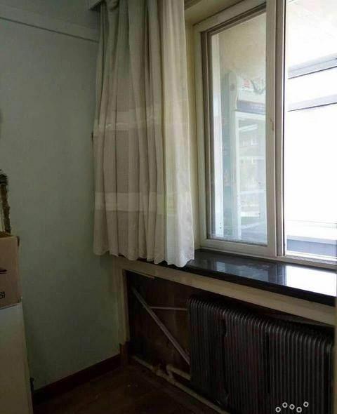 八一部队楼2层60㎡2室1厅700元全装修