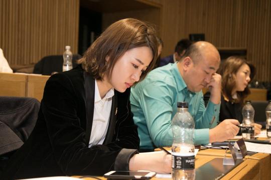 28岁美女富二代借5万创业,3个月狂翻200倍!