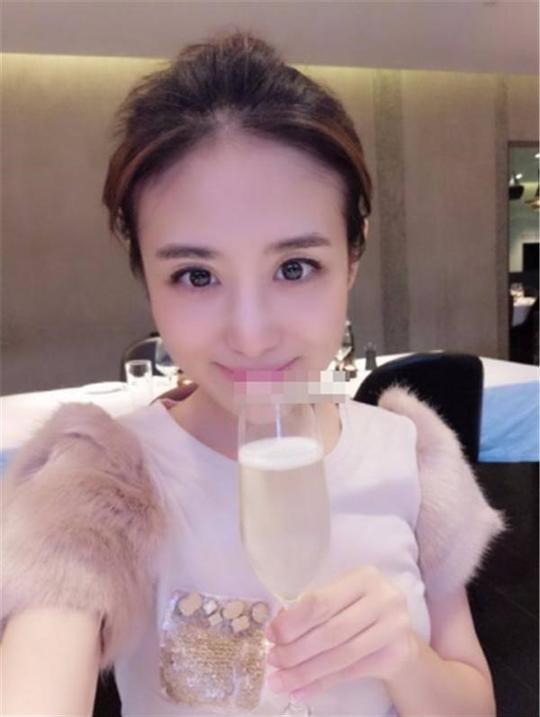 曾经的超级女声,现在的网络红人,看她如何逆袭人生成功收获幸福