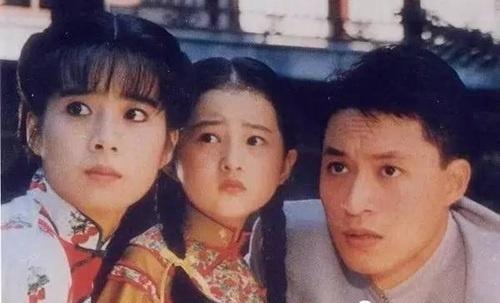 时隔一年又主演了一部琼瑶剧《梅花三弄之鬼丈夫》.