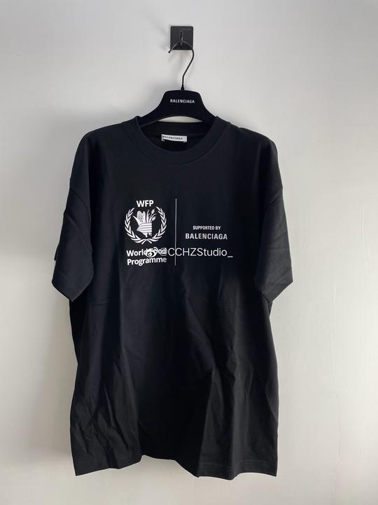巴黎世家balenciagawfp黑色慈善联名款字母logo短袖t恤os版型