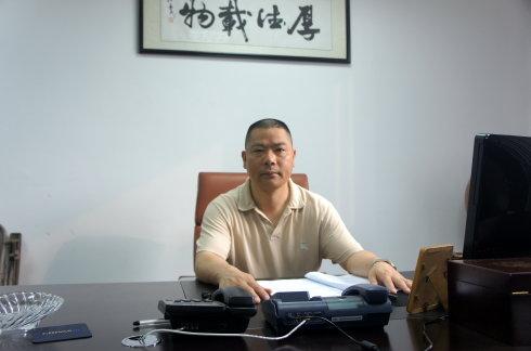 同一个家族同一个梦想郑俊辉和郑昌建的创业故事