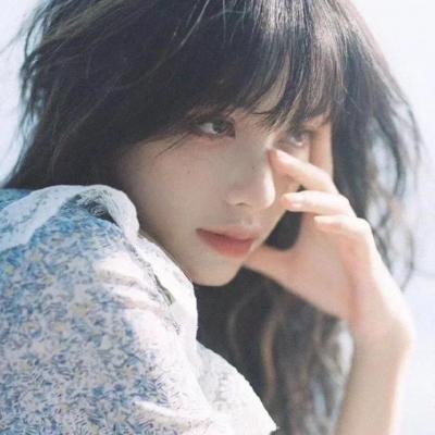 高清冷门小众高级女生的微信头像图片