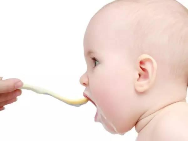 母乳喂养的五大错误