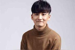 杨暾