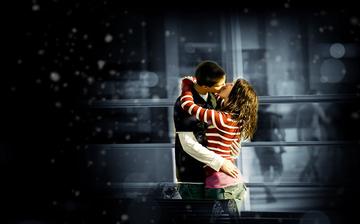 瑟瑟的情侣背景图