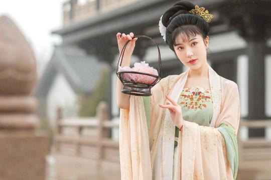 2021年被汉服上了热搜，一起来看看汉服到底有多香?