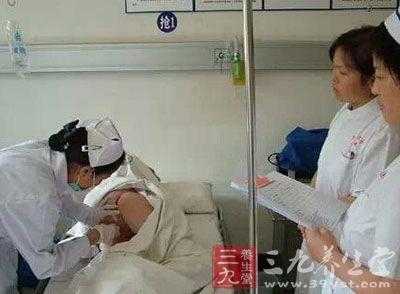 孩子发烧可以灌肠吗?