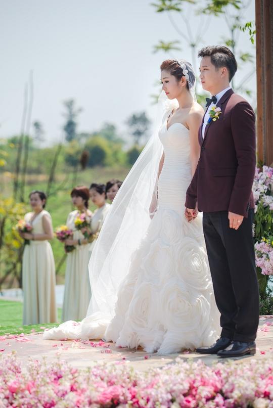 婚礼婚纱婚纱照结婚683_1024竖版竖屏