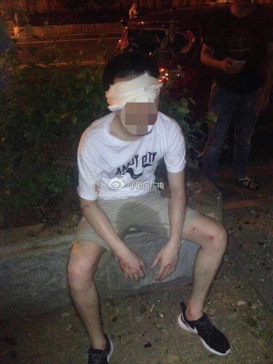 肇事司机吓得尿裤子。