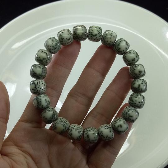 星缘牌海南星月菩提佛珠手串同枝果石玉料11/10桶手