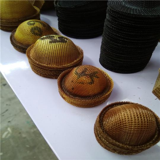 的叫混合稀土,比较便宜,稀土元素能提高锻轧钢材的塑性和冲击韧性