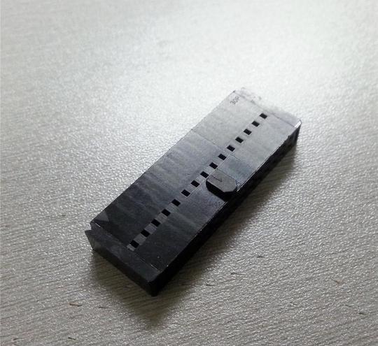 54-30p传统式dc2牛角插头冷门2.54-30产品,图片仅供参考,特殊2.
