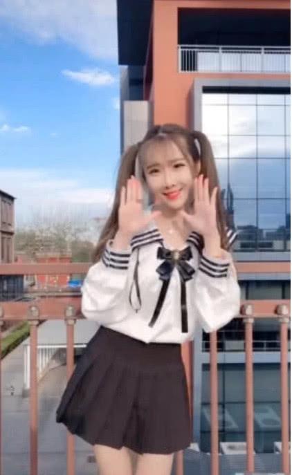 北京"闺蜜团"火遍抖音!当看到颜值后,网友:小姐姐网恋