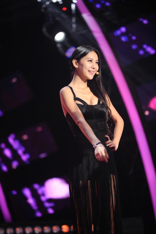 《十足女神fan》犀利评委马丁毒舌对待叶璇