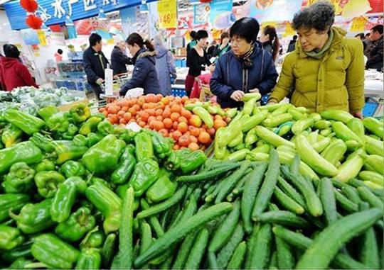 农民的收入何时才能赶上城里人，怎样才能提高收入