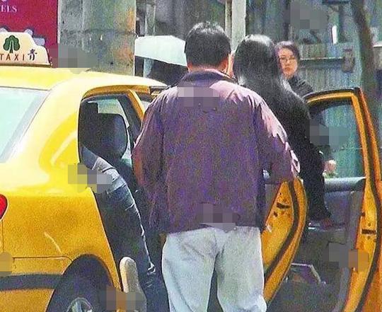 曾是台湾女首富，htc董事长王雪红，座驾低调不到50万