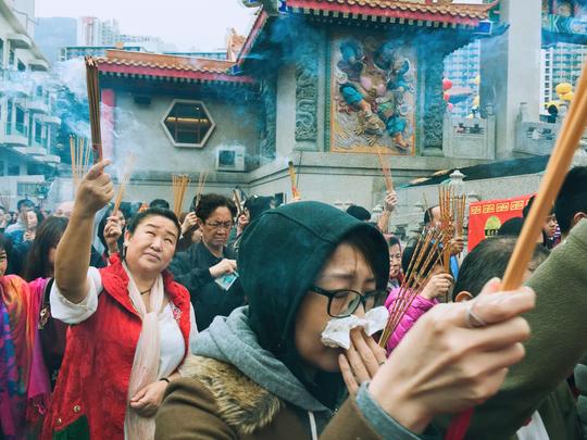大年初一，香港人都去拜黄大仙了