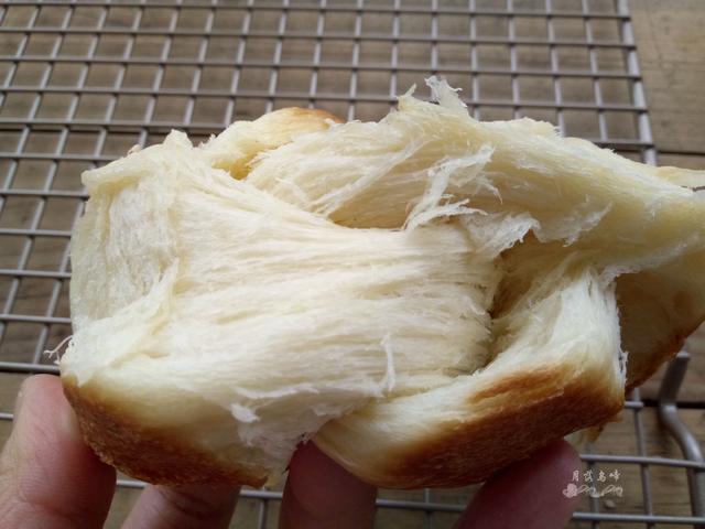 刚出炉的面包怎么保存口感最佳