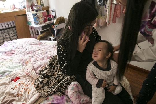 实拍：夜场上班的80后单亲母亲，开宝马上班但并不幸福