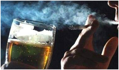 用眼过度会导致白内障吗