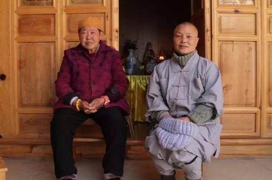 30余年在丽坚守寺庙修建藏着的故事