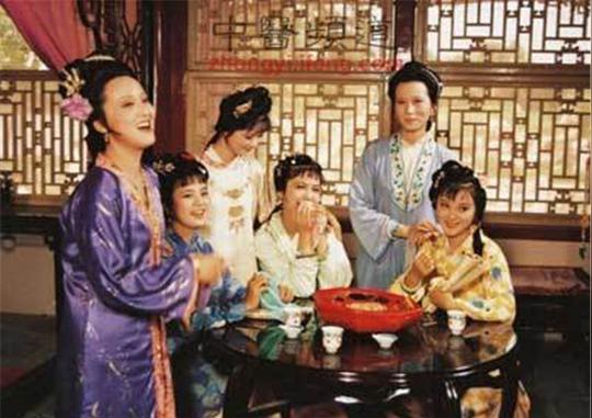 中午再困都不能睡？红楼梦里那些不明觉厉的养生知识