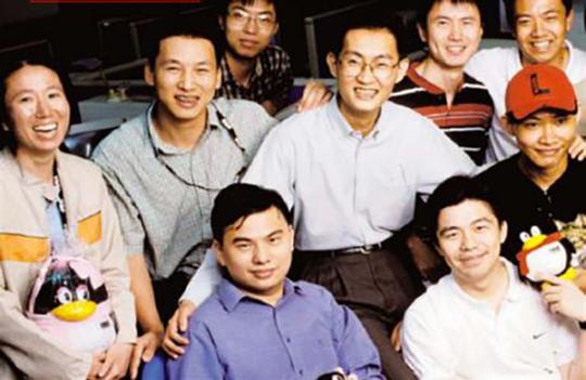 都说要拥抱变化，看看互联网大佬们是如何在创业初期转型制胜