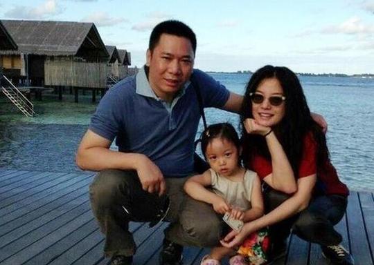 女星为豪门生子获天价奖励，被痛批沦为豪门生子机器