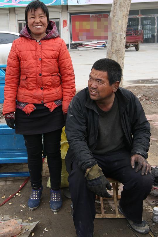 农村夫妻在大集上做小生意最多一天收入500元
