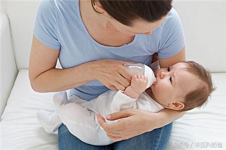 婴幼儿要喝水吗