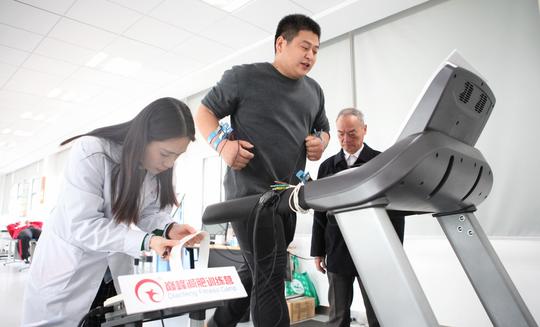 全程揭秘减肥训练营，封闭起来减肥是什么感受？