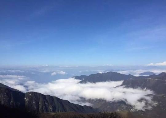 4月爬山露营，只选偏门小众地！四川最美的云海、星空都在这！
