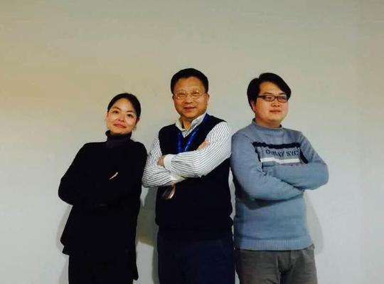 首发｜10位清华校友投500万挺他创业研70克设备监测老人健康月流水8万