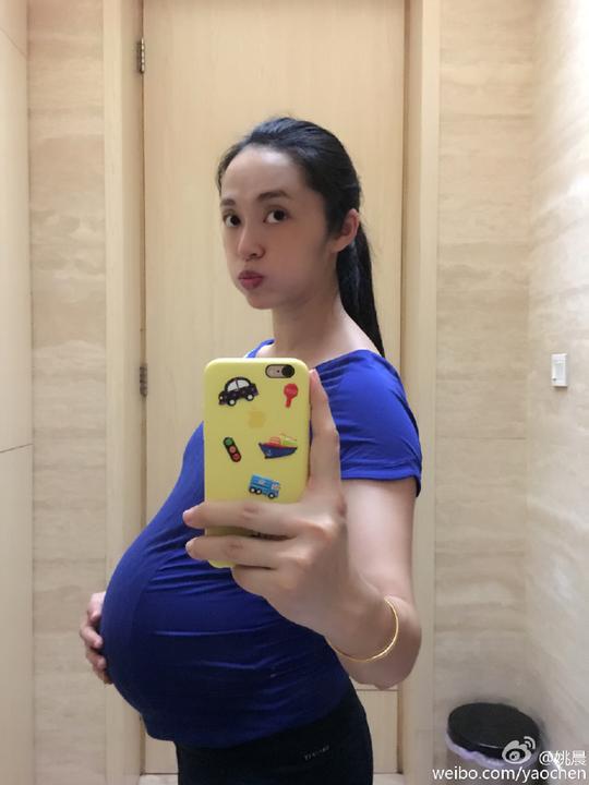 曾黑料缠身的杨幂洗白soeasy，姚晨却怎么也白不了？