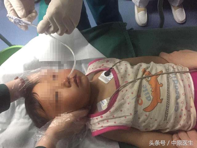 小孩误服药品后该怎么办 小孩误服药品后该怎么办