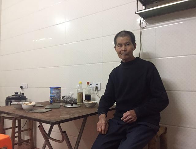 家里的药过期了还没吃完能直接扔吗