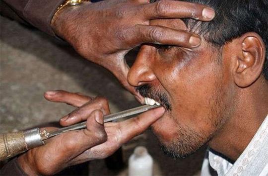实拍印度街头投资少、赚钱快的行业