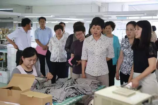 送慰问，送项目，送教育，山东省妇联走进第一书记帮包村