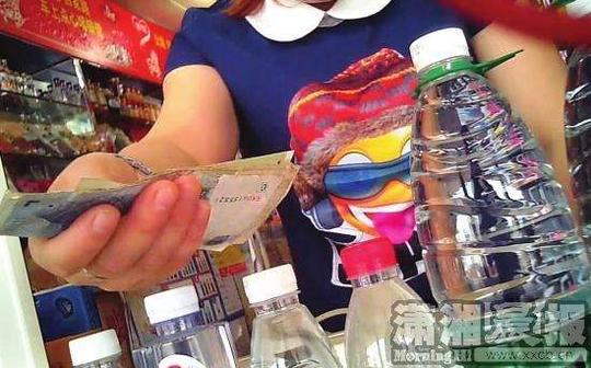 求助几元吃饭？揭秘街头5大骗局，看似神秘的伎俩，背后却很简单