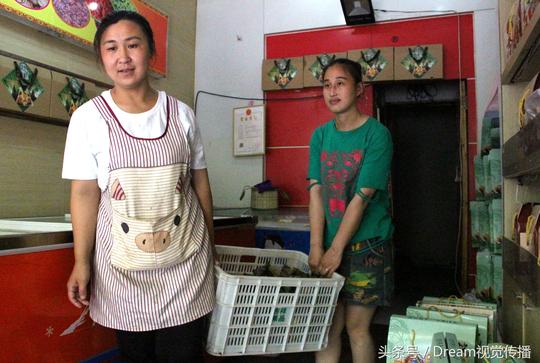 80后夫妻租门市卖粽子，端午期间日卖超1万，困难时不舍得打车