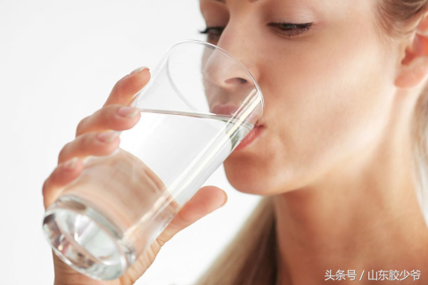 宝宝体重超标要少吃点？这不是正确做法