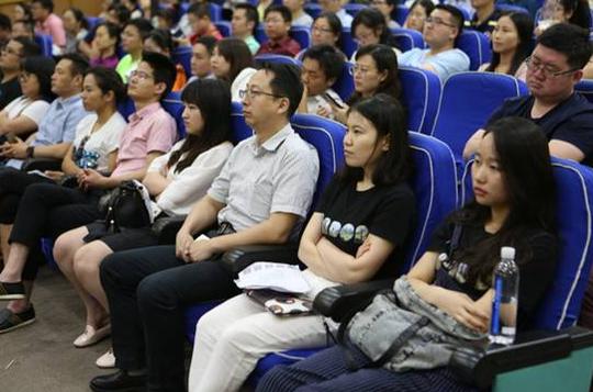 共谋创新创业成高校探索新经济时代人才培养路径